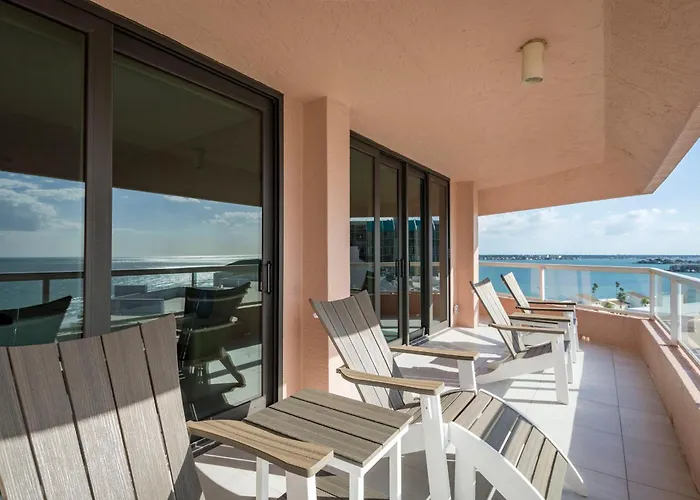 Steps To & Pool - Amenities Galore! Ferienhaus *